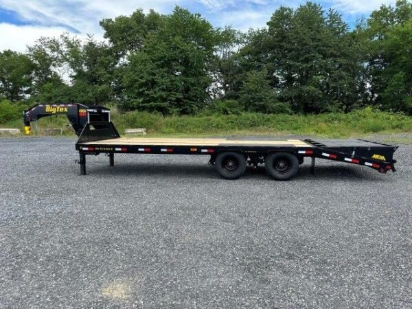 Big Tex 8.5 x 25 Gooseneck Deckover Equipment Trailer - Image 3