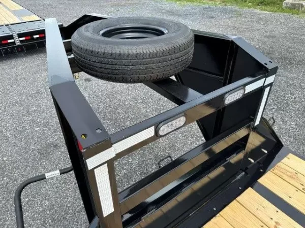 Big Tex 8.5 x 25 Gooseneck Deckover Equipment Trailer - Image 6