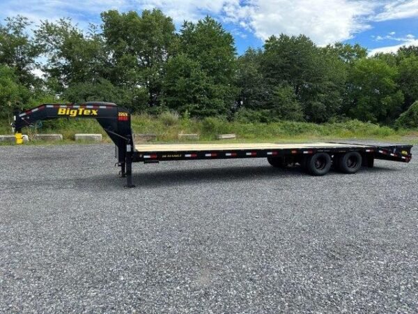 Big Tex 8.5 x 30 Gooseneck Deckover Equipment Trailer - Image 3