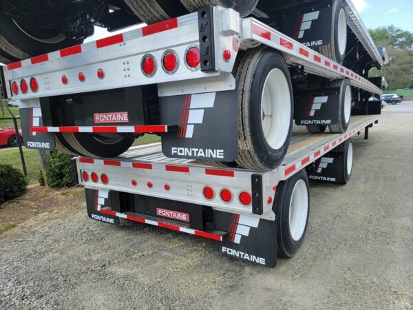 2026 Fontaine 48 ft Step Deck Trailer - Image 2