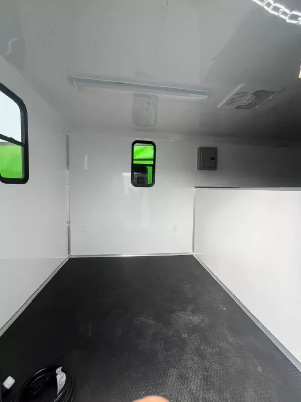 Gooseneck Hybrid Enclosed Trailer 8.5x34TTA5 - Image 5