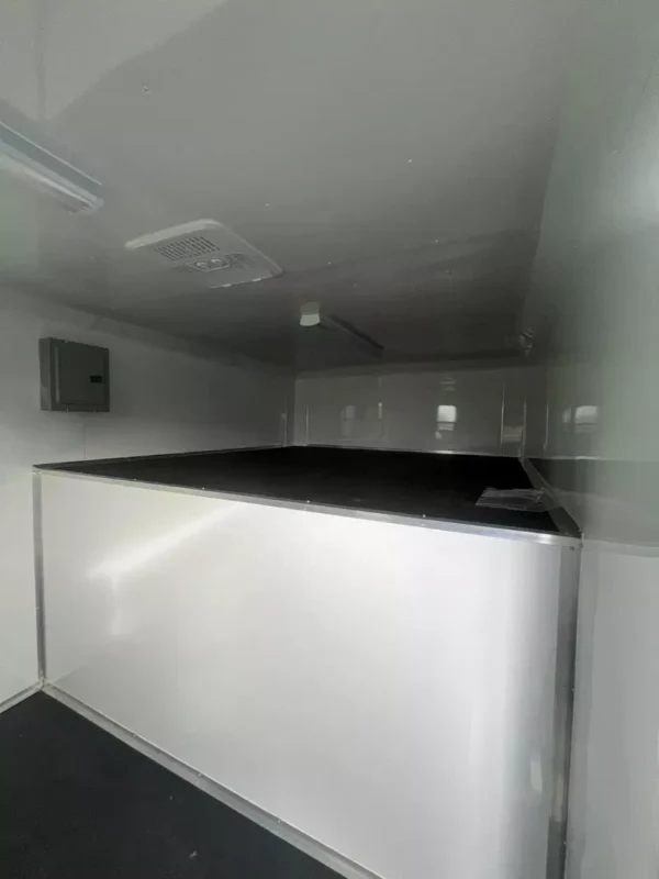 Gooseneck Hybrid Enclosed Trailer 8.5x34TTA5 - Image 4