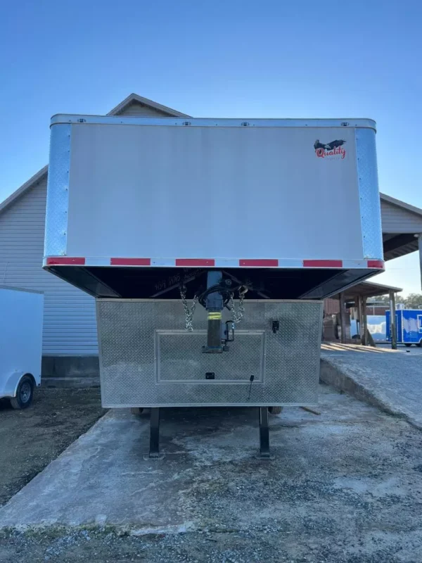 White Gooseneck Trailer - Image 2